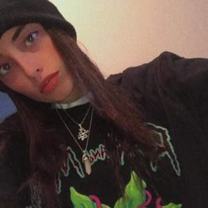 Meet your Posher, Jade